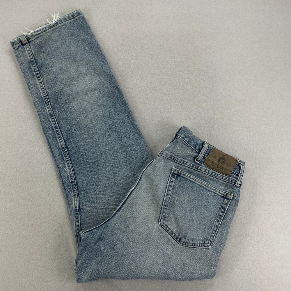 Wrangler Jeans Men's 36x32 97601VR Straight Leg Faded Distressed Workwear Denim